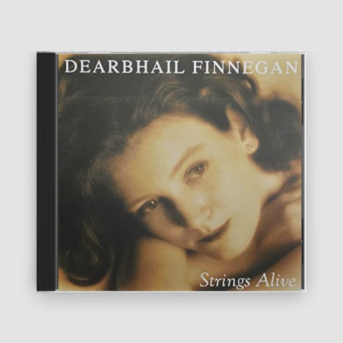 Dearbhail Finnegan : Strings Alive